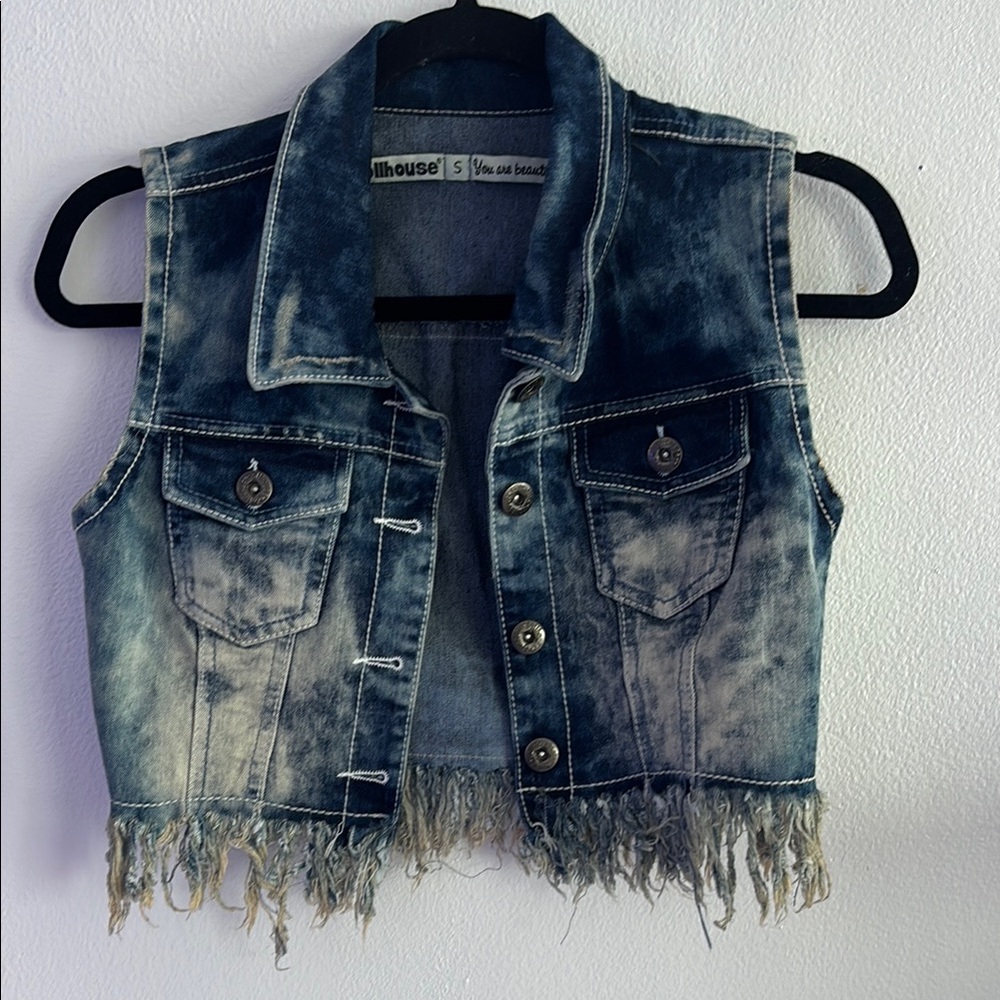 Denim Sleeveless Fringe Vest
